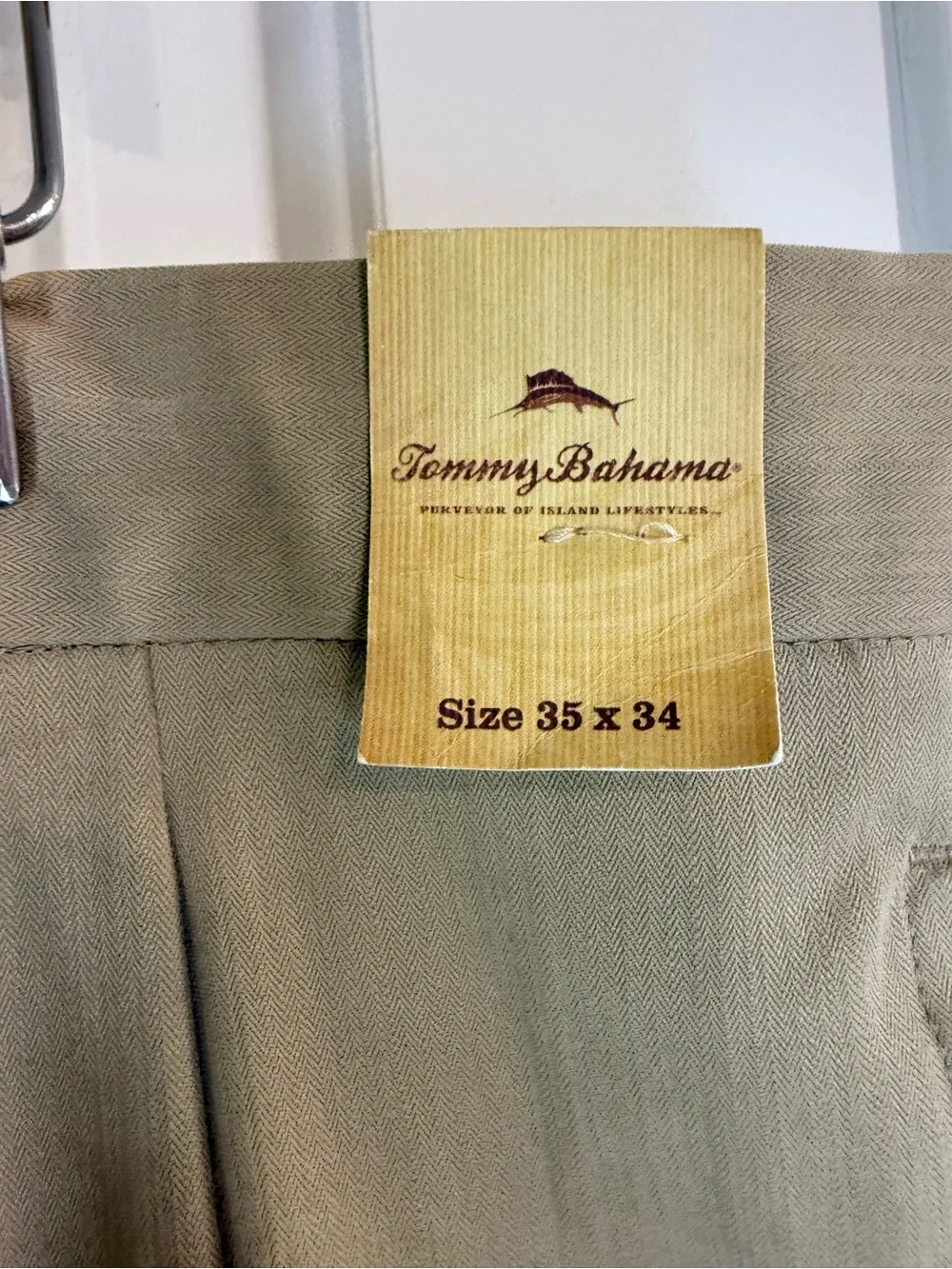 Tommy Bahama Grayston Pleated Dress Pants Beige Sisal 35x34 NWT